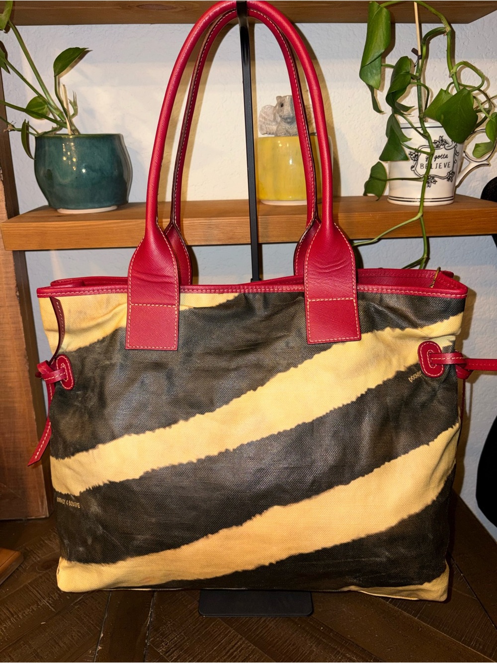 Dooney & Bourke Vintage Zebra Print Large Pocket Tote - Picture 7 of 16